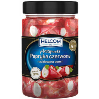 Перцы вишневые пикантные с сыром в масле Хэлком 327г