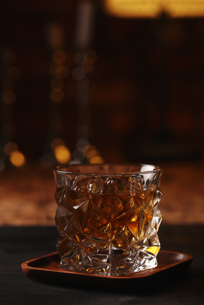 glass-whiskey-bourbon-only-with-ice (3).jpg